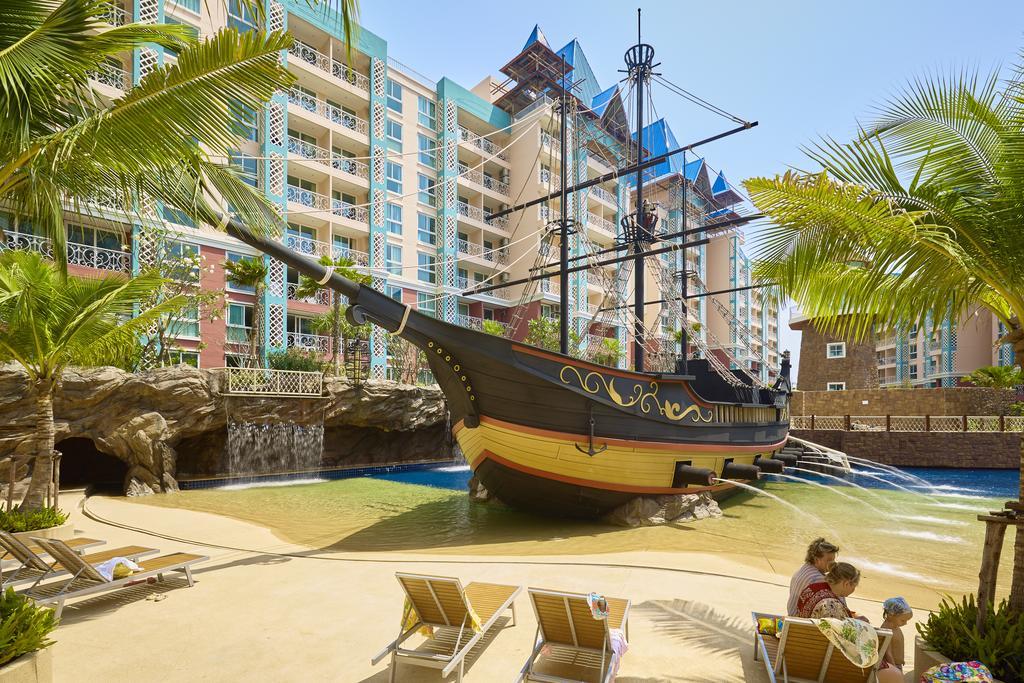 Grand Carribean By Tech Lejlighed Pattaya Eksteriør billede